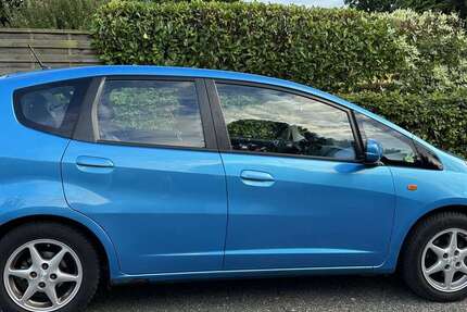 Honda Jazz 156.000 km 4.800 € Hamburg 22159