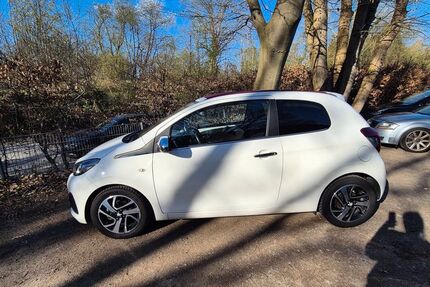 Peugeot 108 127.000 km 4.000 &euro; Hamburg 22549