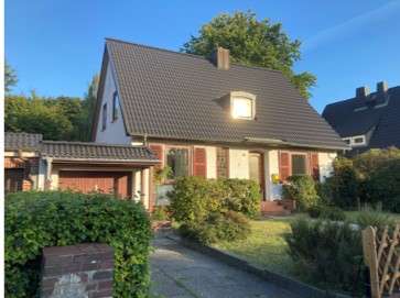 Einfamilienhaus Hamburg Bergedorf - 5.5 Zimmer, 141 m&sup2;, 2.500&euro; | Angebot:27278504