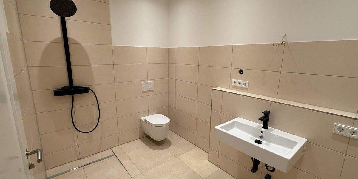 Großzügige 2 Zimmer-Erdgeschosswohnung mitten in Rissen 2 zimmer