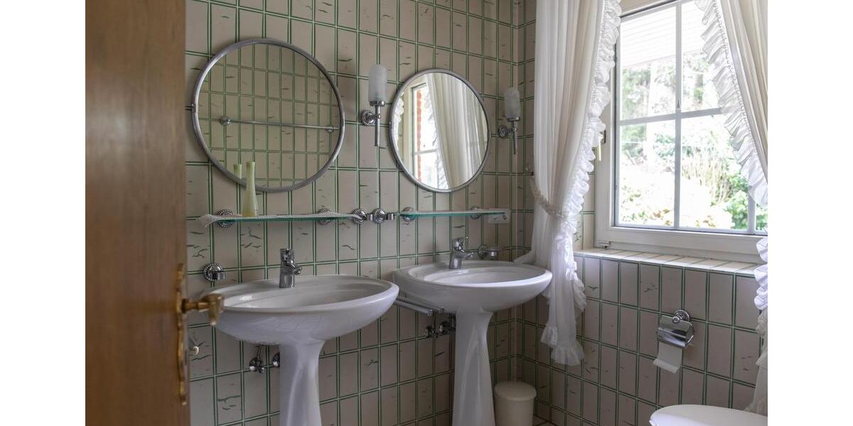 Bungalow Buchholz in der Nordheide - 7 Zimmer, 213 m&sup2;, 747.000&euro; | Angebot:27111767