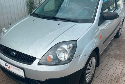 Ford Fiesta 170.000 km 1.750 &euro; Hamburg 22045
