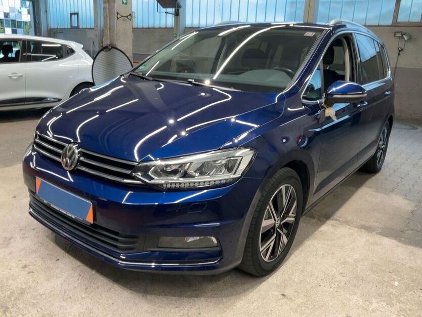 VW Touran 73.000 km 27.490 € Geesthacht 21502