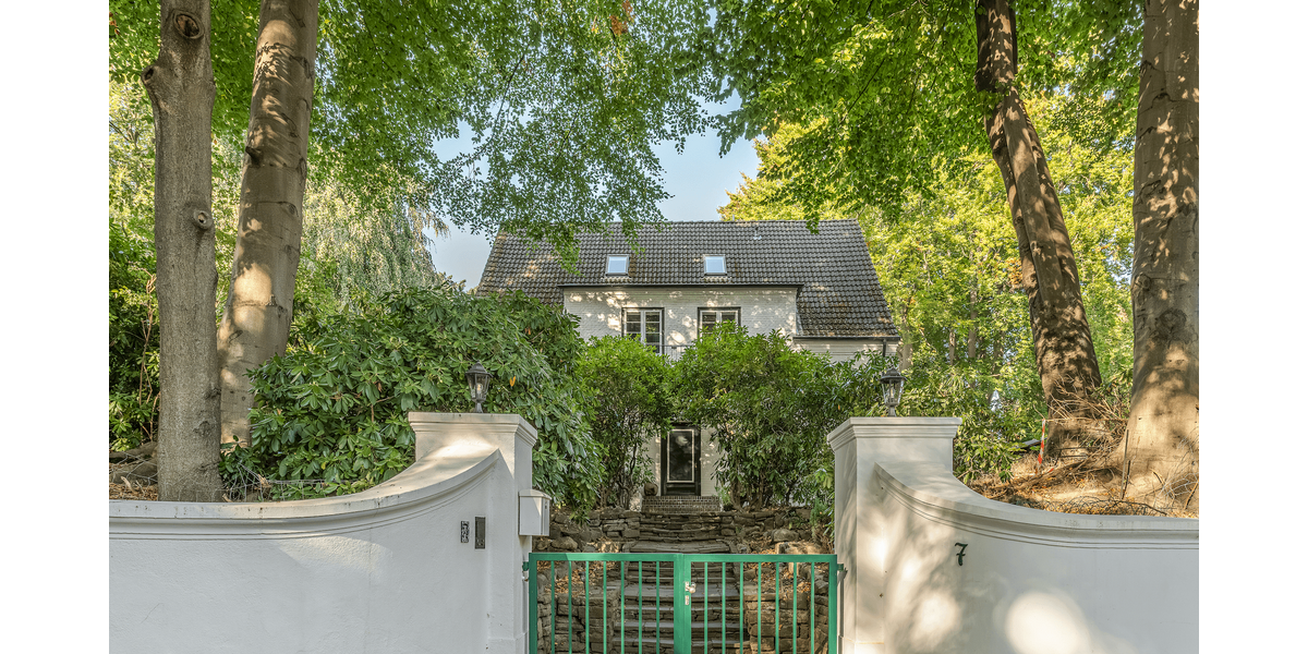 Einfamilienhaus Hamburg Altona - 8 Zimmer, 300 m&sup2;, 1.980.000&euro; | Angebot:26819905