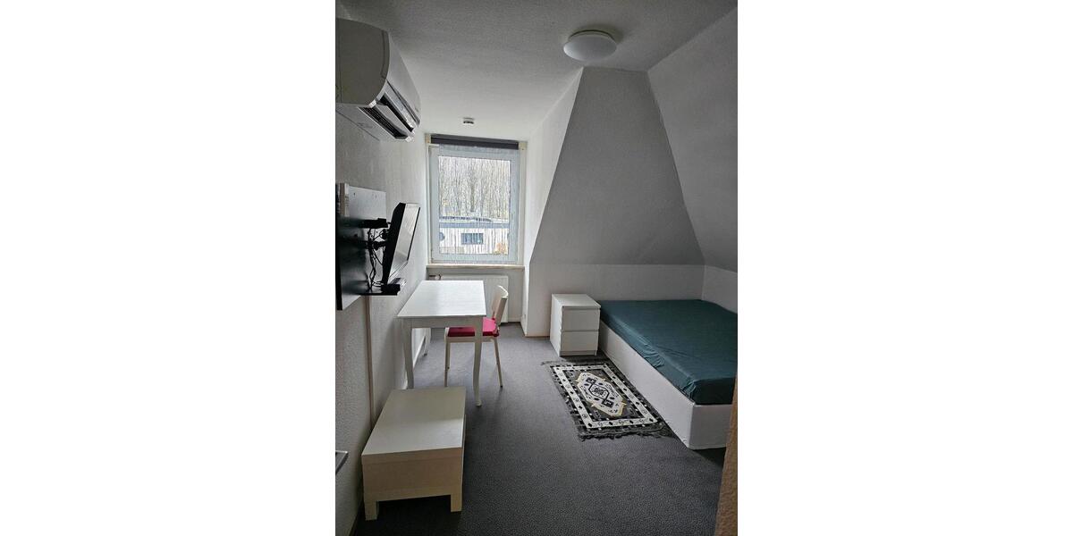 Zimmer zu vermieten 400600 Euro 1 zimmer