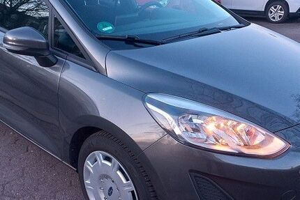 Ford Fiesta 114.531 km 9.400 &euro; Hamburg 21031