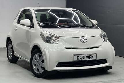 Toyota iQ 95.000 km 7.999 € Hamburg 22111
