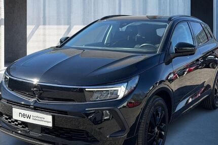 Opel Grandland (X) 30.882 km 21.990 &euro; Hamburg 20537