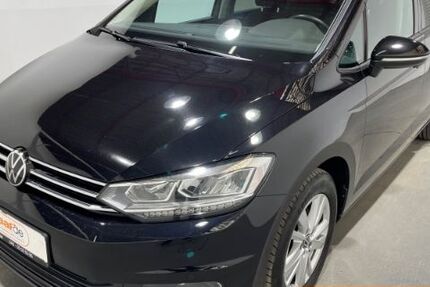 VW Touran 110.000 km 21.450 &euro; Norderstedt 22848