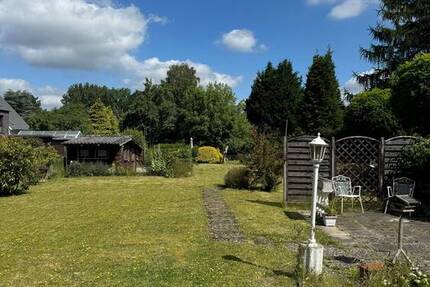 großes, sonniges Baugrundstück für ein Doppelhaus oder Einfamilienhaus zimmer