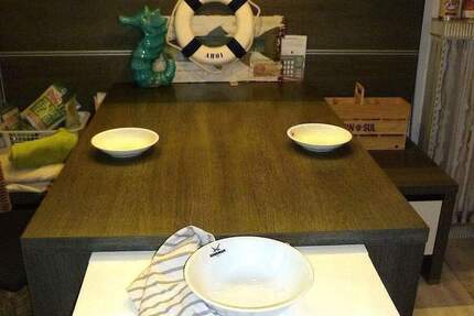 Courtagefrei - Friesenhaus - Whirlpool - Wärmekabine - Bus und S Bahn Krupunder in ein paar Gehminuten - 277 m2 WflNfl. zimmer