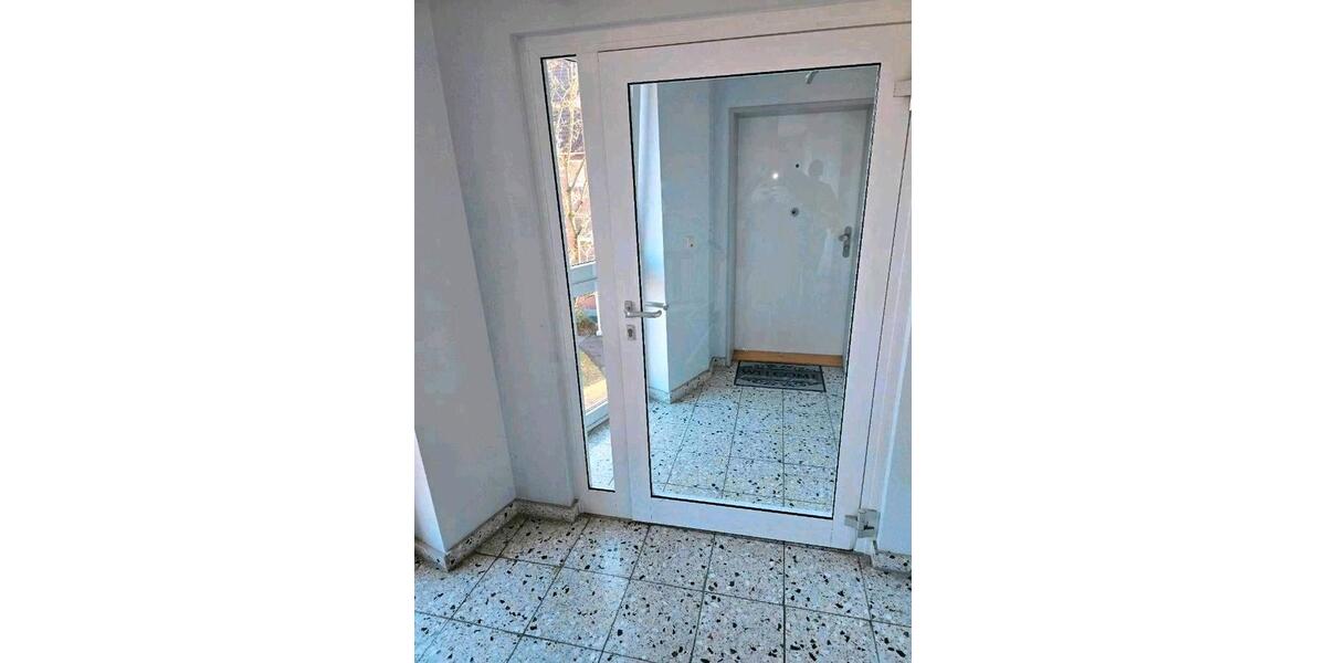 Etagenwohnung Pinneberg - 3 Zimmer, 77 m&sup2;, 280.000&euro; | Angebot:26319977