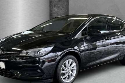 Opel Astra 81.597 km 14.990 &euro; Hamburg 22117