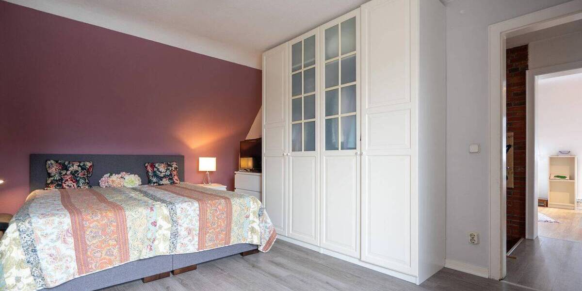 Mehrfamilienhaus, Wohnhaus Hamburg Rahlstedt - 9 Zimmer, 269 m&sup2;, 750.000&euro; | Angebot:26698011