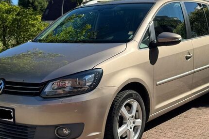 VW Touran 259.000 km 7.300 € Hamburg 21031