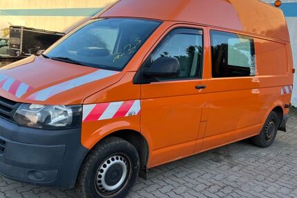VW T5 Transporter 218.000 km 9.900 &euro; Braak 22145