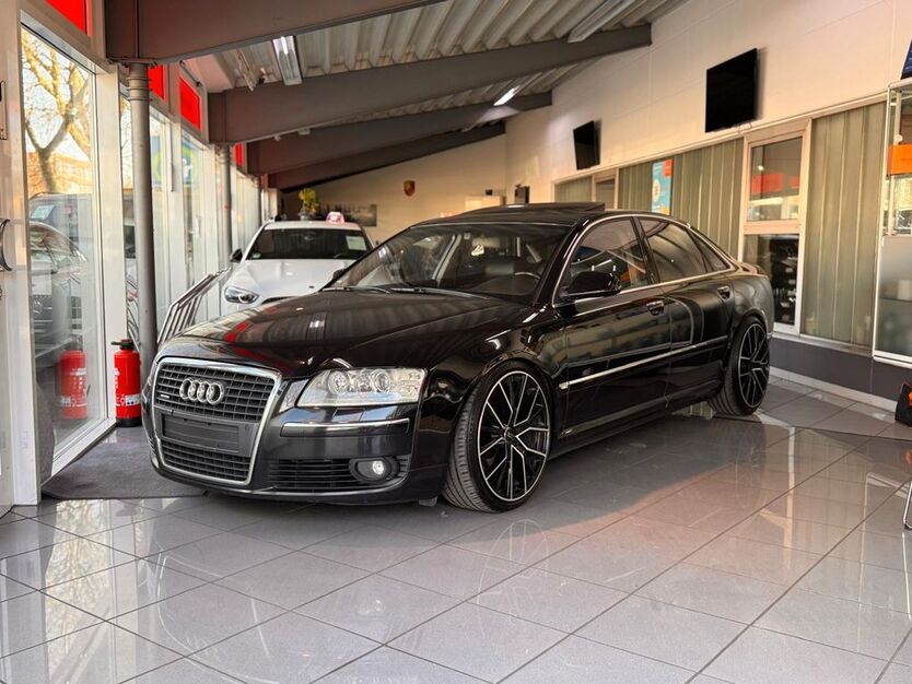 Audi A8 208.000 km 10.999 € Hamburg 22525