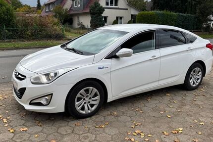 Hyundai i40 250.000 km 4.700 € Stelle 21435