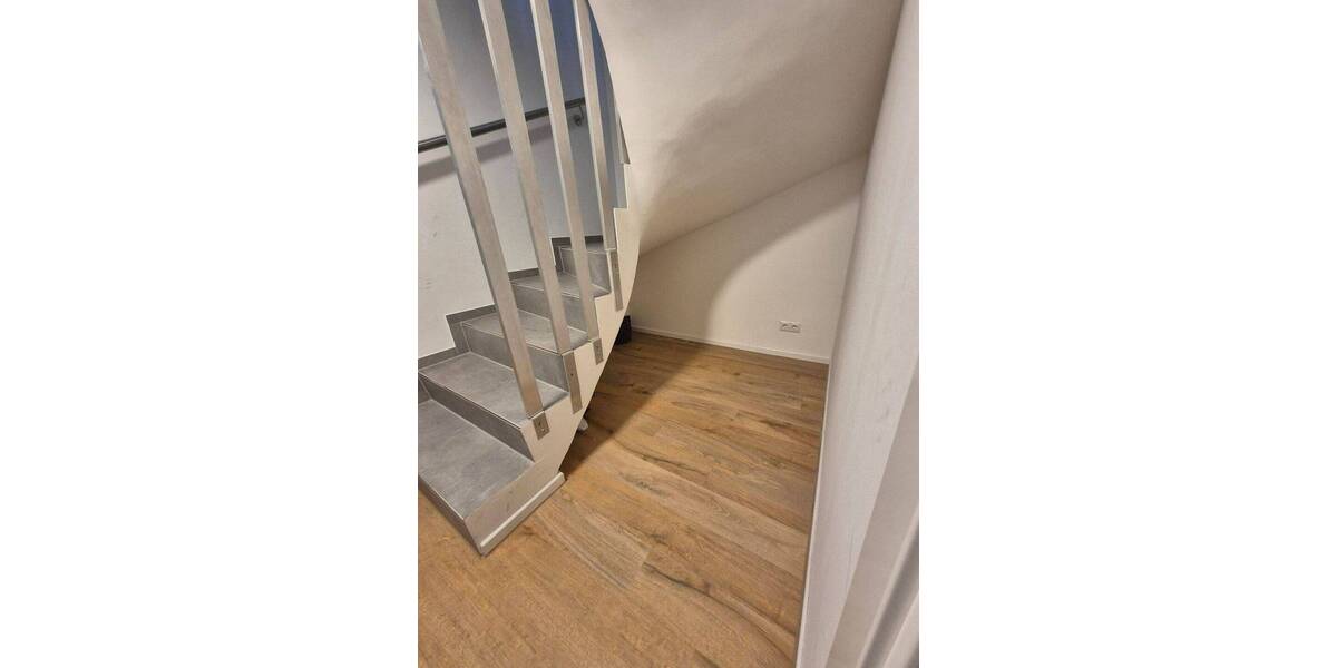 Doppelhaushälfte Norderstedt Garstedt - 4 Zimmer, 137 m&sup2;, 2.585&euro; | Angebot:26868605