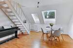 Eleganz auf zwei Etagen - Ihre besondere Dachgeschoss-Wohnung 2 zimmer