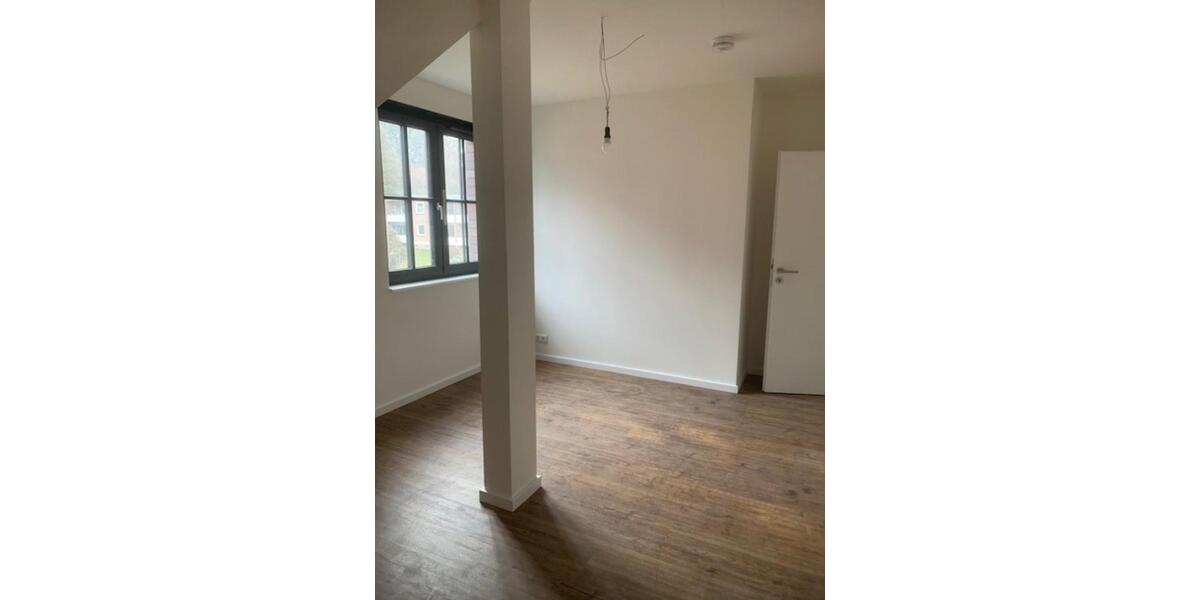 Dachgeschoßwohnung Bendestorf - 4 Zimmer, 119 m&sup2;, 1.600&euro; | Angebot:25273290