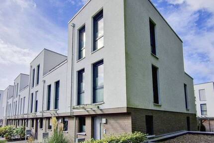 Haus Norderstedt Garstedt - 5 Zimmer, 124 m&sup2;, 695.000&euro; | Angebot:23941833