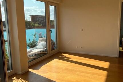 Wohnung Hamburg Wandsbek - 2 Zimmer, 80 m&sup2;, 1.600&euro; | Angebot:24615732