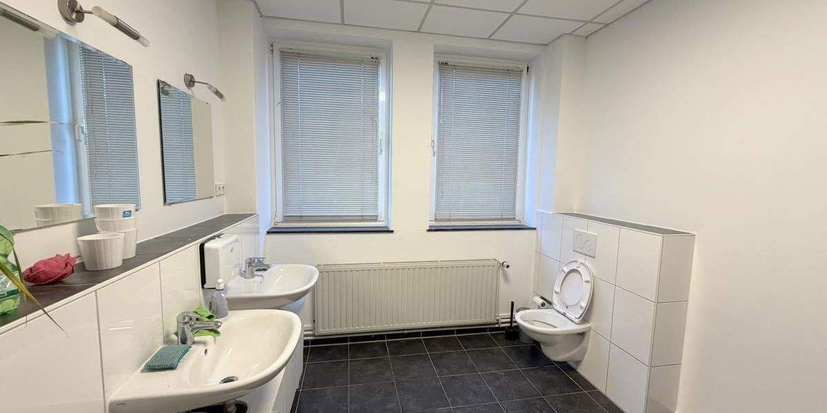 Gewerbeobjekt Hamburg Barmbek-Nord - 3 Zimmer, 99 m&sup2;, 1.500&euro; | Angebot:25879706