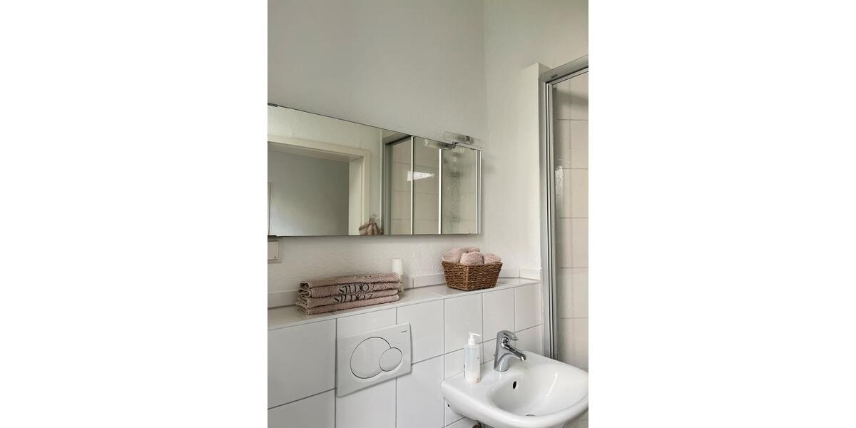 Etagenwohnung Hamburg Winterhude - 4 Zimmer, 8 m&sup2;, 100&euro; | Angebot:26687005
