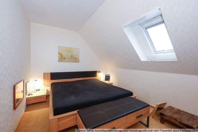 Doppelhaushälfte mit Vollkeller, Terrasse und Garten - viel Platz für die Familie 7 zimmer