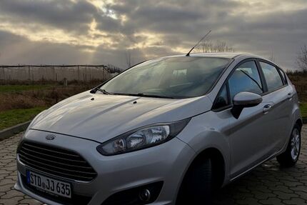 Ford Fiesta 93.000 km 5.600 &euro; Jork 21635