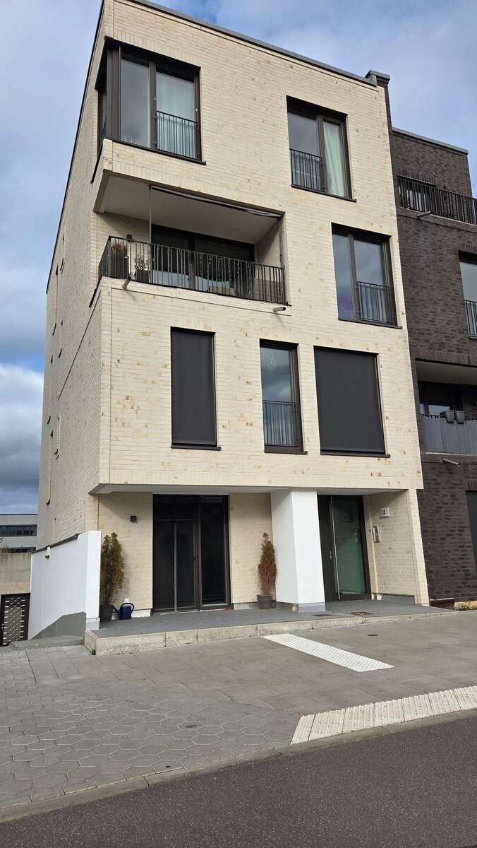 Wohnung zum Mieten in Hamburg 880,18 € 58.76 m² 1 zimmer
