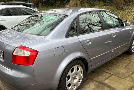 Audi A4 97.000 km 4.120 &euro; Hamburg 22527