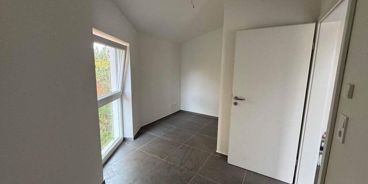 Erstbezug! Stilvolles Reihenhaus in begehrter Lage von Volksdorf 5 zimmer