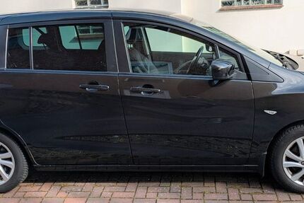 Mazda 5 171.000 km 5.700 &euro; Hamburg 22159