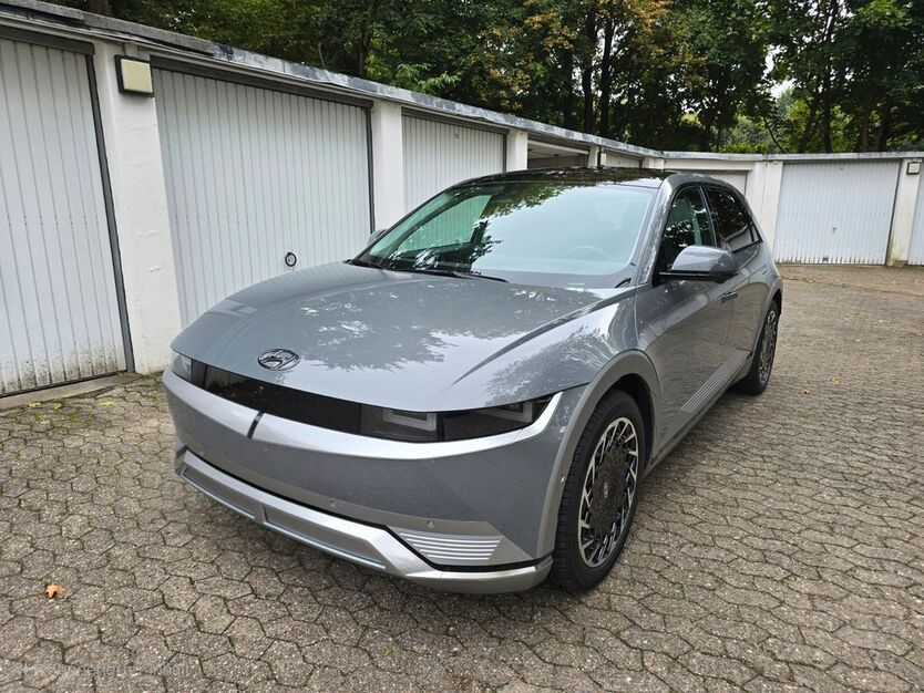 Hyundai IONIQ 5 27.452 km 35.300 € Hamburg 22149