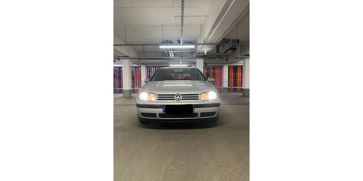 VW Golf 132.000 km 2.900 &euro; Hamburg 22145