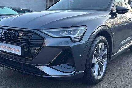 Audi e-tron 31.570 km 32.950 &euro; Hamburg 22047