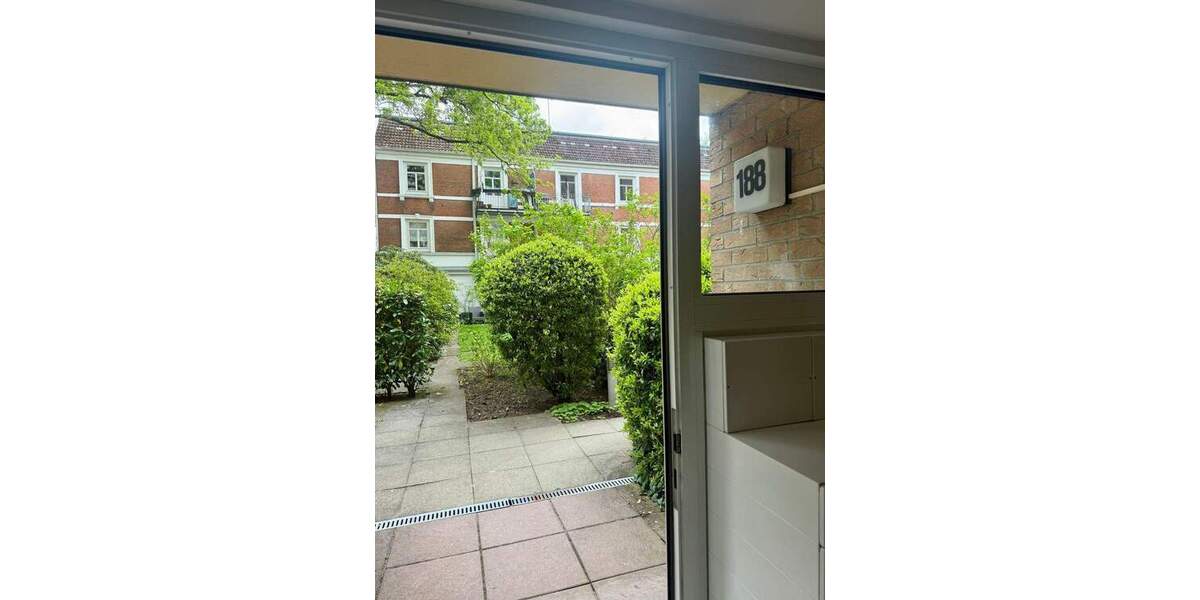Etagenwohnung Hamburg Winterhude - 2 Zimmer, 61 m&sup2;, 1.300&euro; | Angebot:26306433