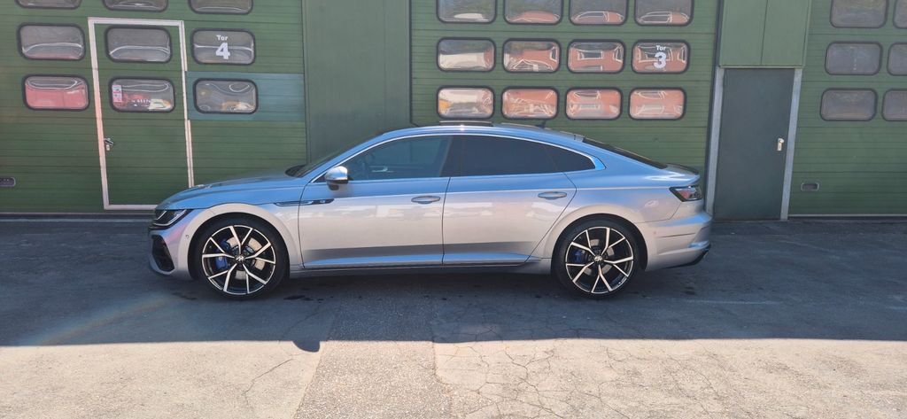 VW Arteon 102.000 km 32.200 &euro; Bargfeld-Stegen 23863
