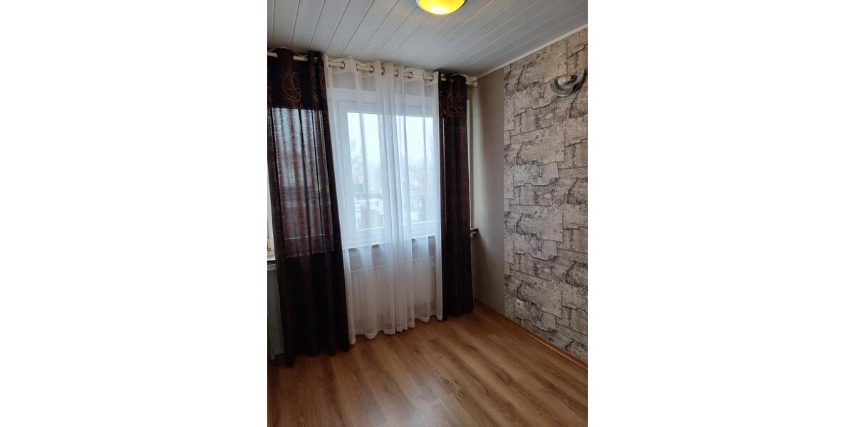 Etagenwohnung Pinneberg - 4 Zimmer, 88 m&sup2;, 235.000&euro; | Angebot:26166644