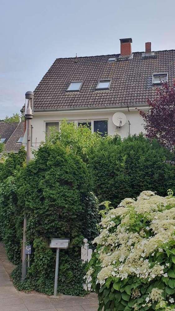 Haus zum Kaufen in Hamburg 425.000 € 149 m²