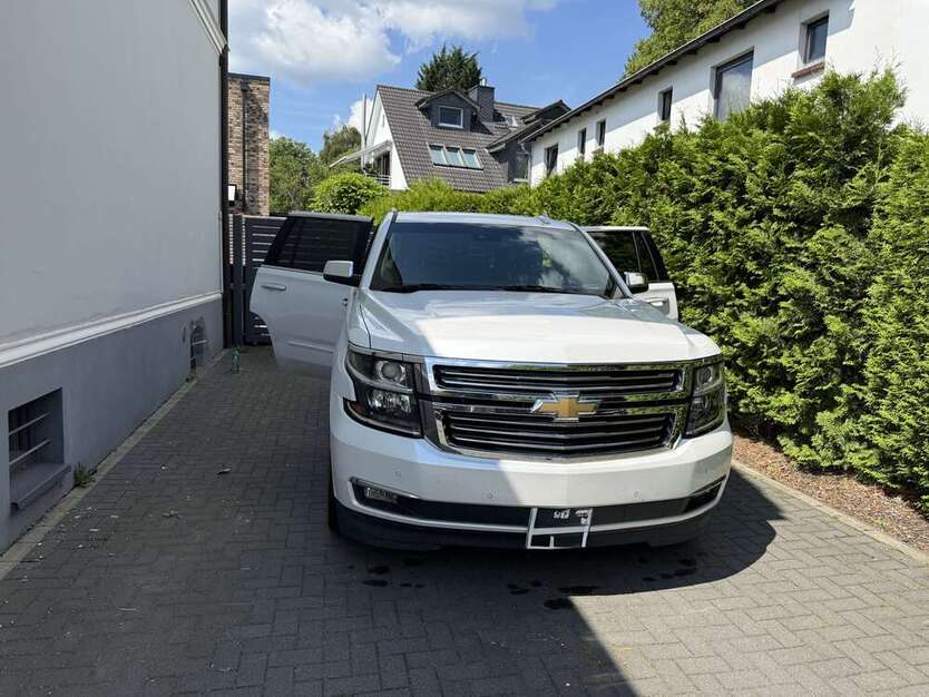 Chevrolet Tahoe 77.000 km 45.000 € Hamburg 22143