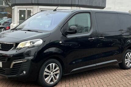 Peugeot Traveller 124.679 km 32.900 € Hamburg 20537