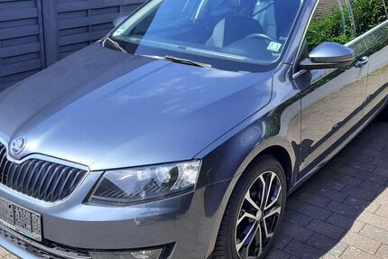 Skoda Octavia 138.500 km 12.500 &euro; Geesthacht 21502