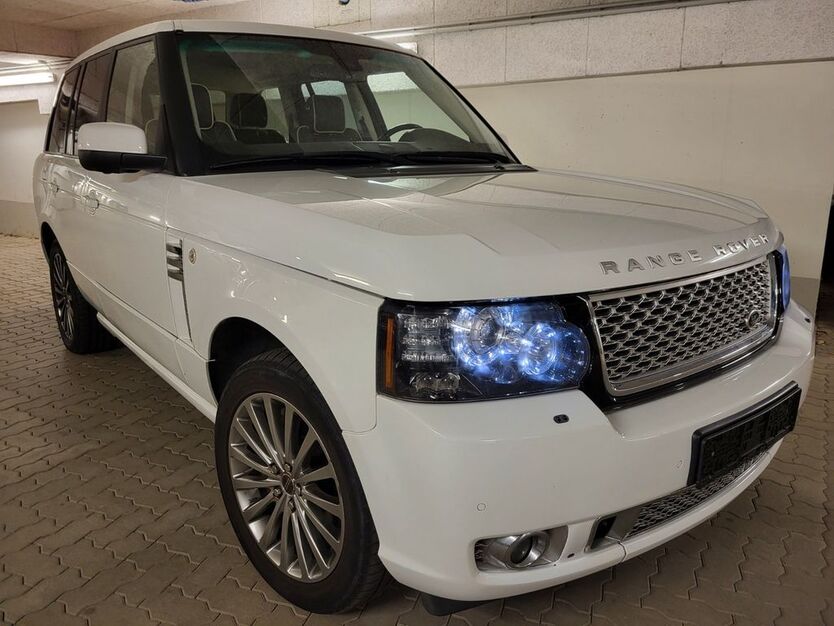 Land Rover Range Rover 175.000 km 26.888 € Hamburg 22335