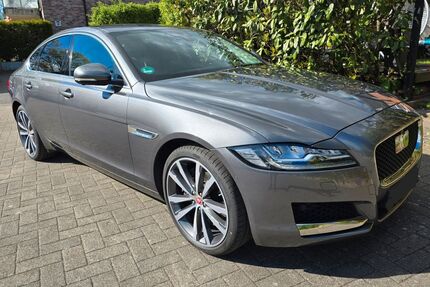 Jaguar XF 129.000 km 18.200 &euro; Bargteheide 22941