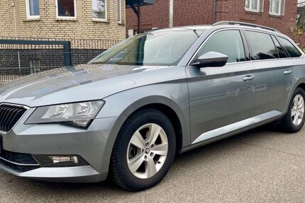 Skoda Superb 91.000 km 19.990 &euro; Hamburg 22417