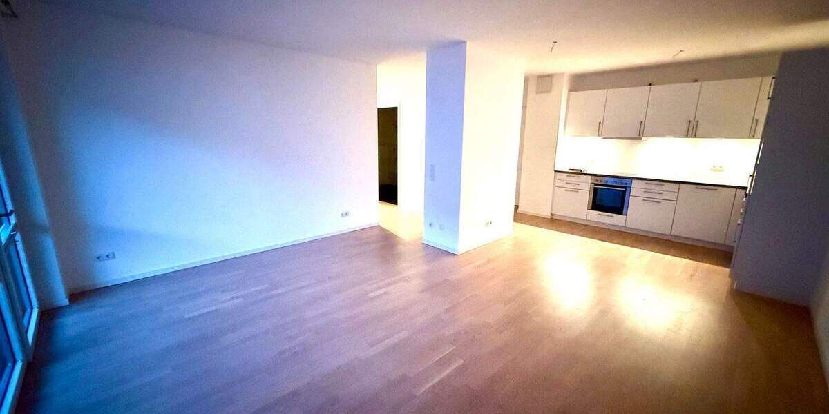 Etagenwohnung Hamburg Lokstedt - 2 Zimmer, 64 m&sup2;, 1.400&euro; | Angebot:24789314
