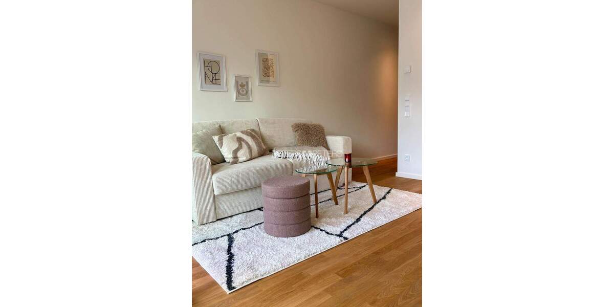 Koffer rein, fertig: 34 m² komplett möbliert - inkl. Waschtrockner & SmartTV 1 zimmer